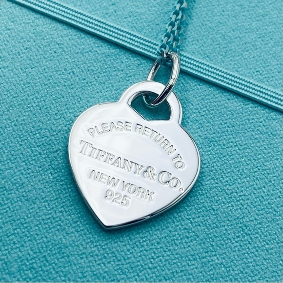 Tiffany & Co Blue Enamel Heart Tag 30” Sparkle Chain PACKAGING - Picture 4 of 11